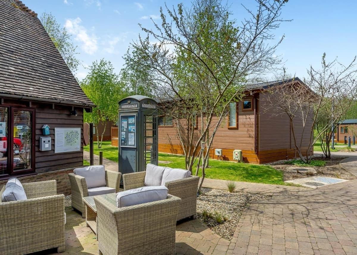 Canterbury Reach Lodge Retreat Petham Esterno foto
